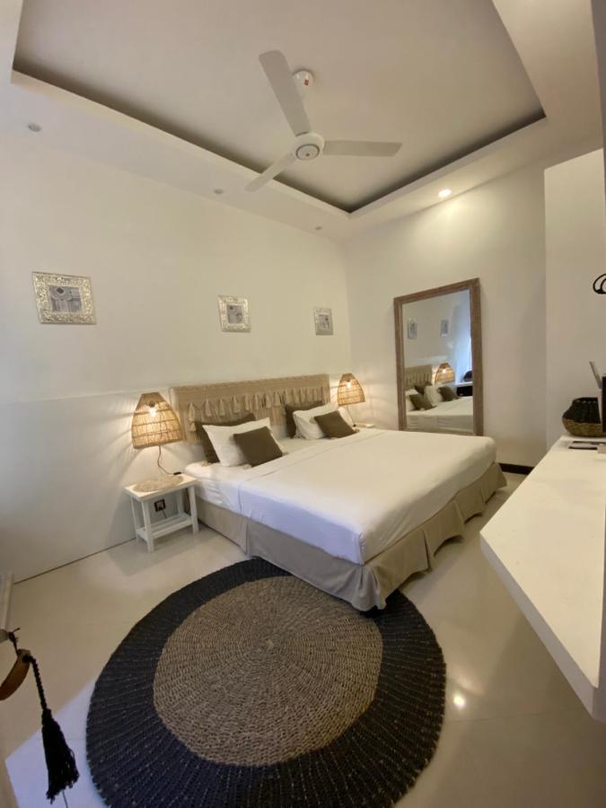 Canopus Retreat Thulusdhoo Exterior photo